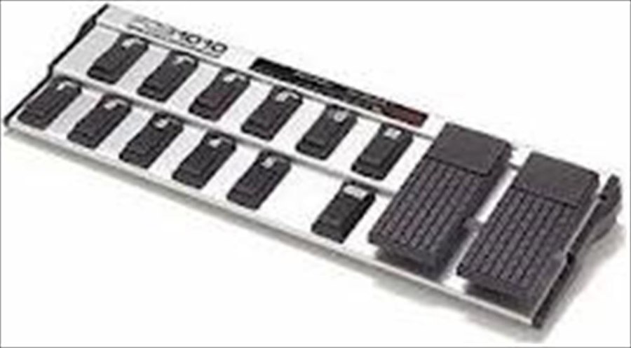 PEDALEIRA BEHRINGER FCB1010
